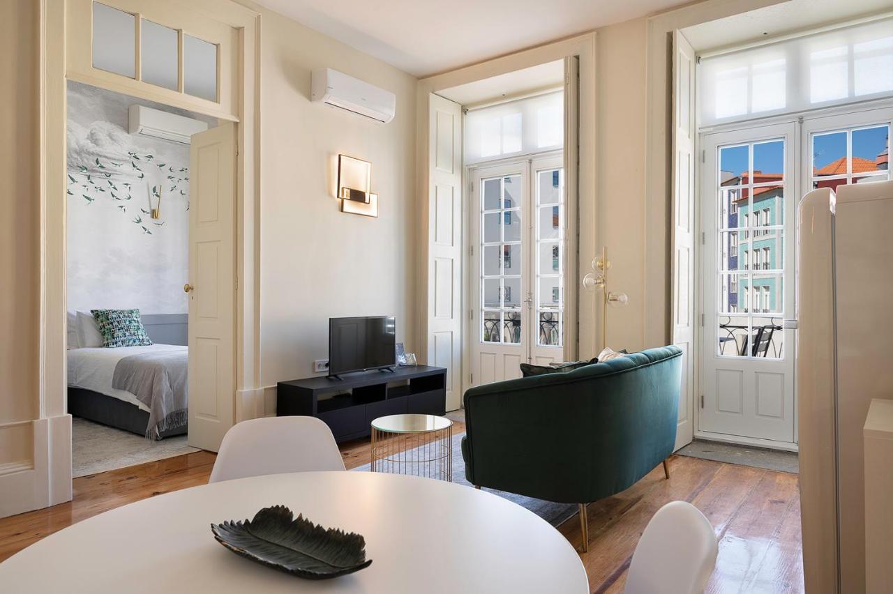 Historic Apartment At Cardosas With Balcony OOporto Exterior foto